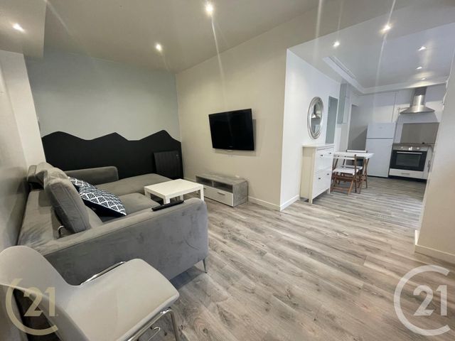 Appartement F1 à louer - 1 pièce - 37,87 m2 - Lillebonne - 76 - HAUTE-NORMANDIE